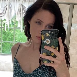 Meet your Posher, Krisztina